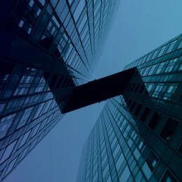 Dies ist ein blau eingefärbtes Bild von Architektur.